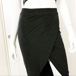 Romeo & Juliet Couture High Low Pencil Skirt